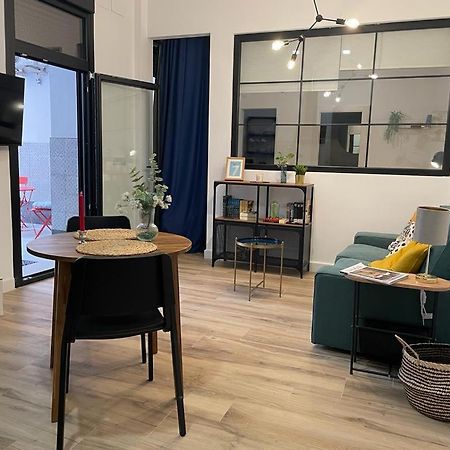 Apartamentos Sol Y Luna La Línea de la Concepción Екстериор снимка