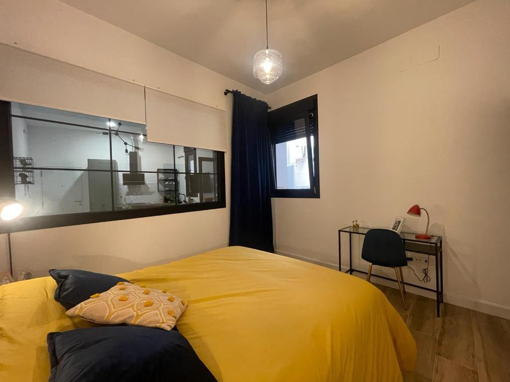 Apartamentos Sol Y Luna La Línea de la Concepción Екстериор снимка